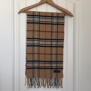 V. Fraas Cashmink tan Tartan scarf